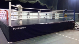Ринг боксерский на помосте TOTALBOX РПО78 7,8х7,8 м (размер по канатам 6,1х6,1 м)