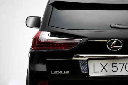 Детский электромобиль Lexus LX570 4WD MP4 - DK-LX570-BLACK-PAINT-MP4, фото 5