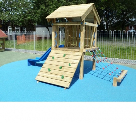 Игровой деревянный домик с горкой, фото 1
