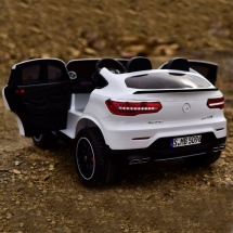 Электромобиль Mercedes-Benz AMG GLC63 2.0 Coupe 4WD белый