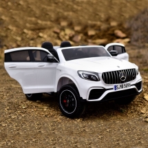 Электромобиль Mercedes-Benz AMG GLC63 2.0 Coupe 4WD белый