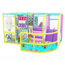 Детский игровой лабиринт «Клевер» 16,1м² (3,5*4,6*2,5м) Детский игровой лабиринт «Клевер» 16,1м² (3,5*4,6*2,5м)