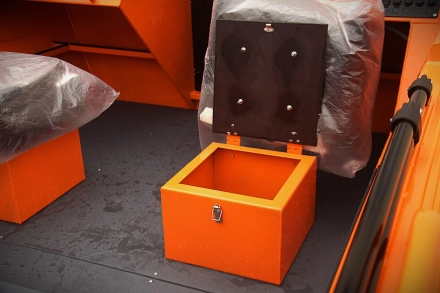 Алюминиевая лодка ALUTON 460 DC, фото 9