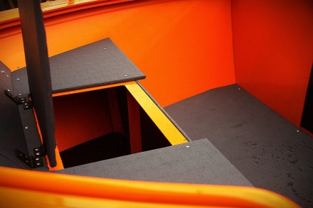 Алюминиевая лодка ALUTON 460 DC, фото 13