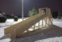 Зимняя горка Савушка Зима Wood 2 (скат 5м) Зимняя горка Савушка Зима Wood 2 (скат 5м)