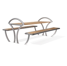 Стол и скамейки