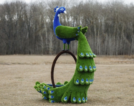 Топиари Павлин клумба-пруд - газон Premium, фото 1