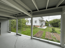 Застекленная беседка ВИСТА с безрамным остеклением Застекленная беседка ВИСТА с безрамным остеклением