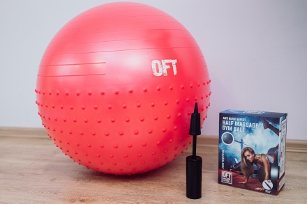 Гимнастический мяч 65 см с массажным эффектом красный, фото 4