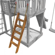 Лестница деревянная