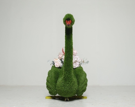 Топиари лебедь Аглия, с кашпо - газон Eco, фото 3