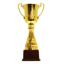 Кубок высота 35см диаметр чаши 10см