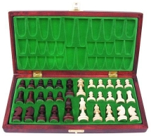 Шахматы "Магнит" (Польша, дерево, 27х13,5х4см) Шахматы "Магнит" (Польша, дерево, 27х13,5х4см)