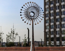 Скульптура из нержавеющей стали Пульсар Стандартный размер, трубчатое основание из обычной стали