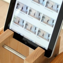 Набор гантелей с подставкой NOHrD Swing Turm, материал: орех, общий вес: 26 кг Набор гантелей с подставкой NOHrD Swing Turm, материал: орех, общий вес: 26 кг