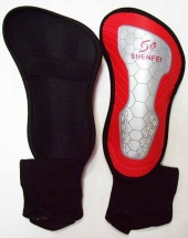 Щитки футбольные арт.0563 (большие) Щитки футбольные арт.0563 (большие)