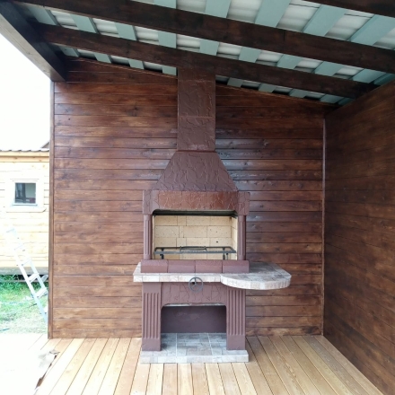 Печь № 8 — Печь барбекю с большой топкой и круглым столом, фото 1