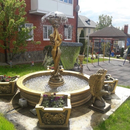 Фонтан Королевский с русалками и вазонами, фото 4