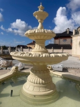 Фонтан Дворцовый классический бежевый Фонтан Дворцовый классический бежевый