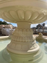 Фонтан Дворцовый классический бежевый Фонтан Дворцовый классический бежевый