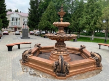 Фонтан Дворцовый классический в бронзе Фонтан Дворцовый классический в бронзе