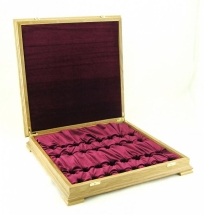 Шахматы Сенеж ларец "Стаунтон" дуб, без фигур Шахматы Сенеж ларец "Стаунтон" дуб, без фигур