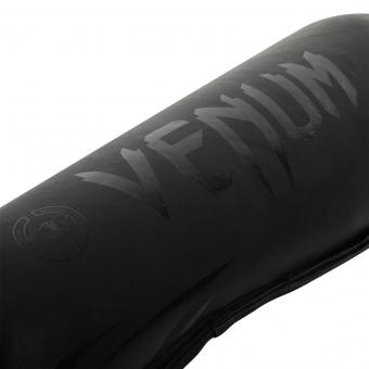 Щитки Venum Challenger - Neo Black, фото 2