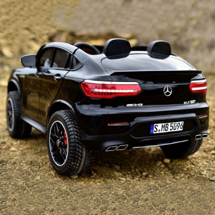 Электромобиль Mercedes-Benz AMG GLC63 2.0 Coupe 4WD черный, фото 6