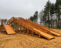 Деревянная зимняя горка Snow Fox (скат: 4м-2шт, 10м-2шт) Деревянная зимняя горка Snow Fox (скат: 4м-2шт, 10м-2шт)