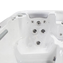 Спа бассейн Wellis Titan, фото 3 Спа бассейн Wellis Titan, фото 3