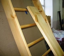 Доска наклонная гладкая для стенки гимн. с крючками