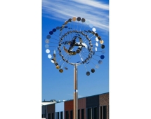 Скульптура из нержавеющей стали Бриз Малый размер, 8-гранное конусовидное основание из нержавеющей стали