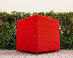 Топиари куб Красный h=153 см - газон Eco, фото 2