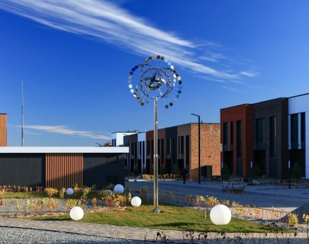 Скульптура из нержавеющей стали Бриз Увеличенный размер, 8-гранное конусовидное основание из нержавеющей стали, фото 8