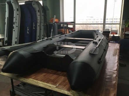 Лодка моторная ПВХ RiverBoats RB-390 (киль), фото 3