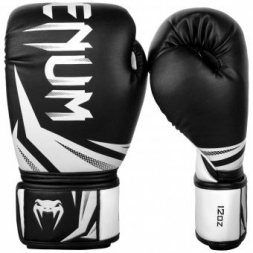 Перчатки боксерские Venum Challenger 3.0 Black/White
