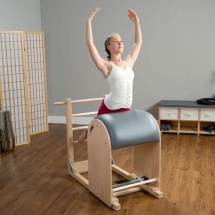 Лестница с бочкой для пилатес Balanced Body Ladder Barrel 719-010 Лестница с бочкой для пилатес Balanced Body Ladder Barrel 719-010