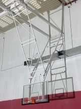 Баскетбольная, складная ферма с электроприводом (с игровым щитом из закаленного стекла 10 мм