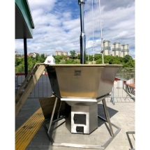 Сибирский банный чан "Елисей Силович" на подставке + печь 1650 мм опора - нерж. сталь Сибирский банный чан "Елисей Силович" на подставке + печь 1650 мм опора - нерж. сталь