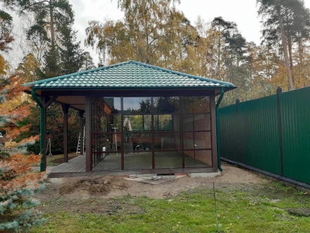 Застеклённая беседка ЛЕТНИЙ САД с барбекю, фото 3