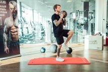 Мяч тренировочный черный 3 кг Мяч тренировочный черный 3 кг