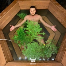 Сибирский банный чан "Елисей Силович" на подставке 1650 мм опора - черный металл Сибирский банный чан "Елисей Силович" на подставке 1650 мм опора - черный металл