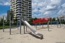 Горка из нерж.стали с сеткой для лазания "Приключение" Горка из нерж.стали с сеткой для лазания "Приключение"