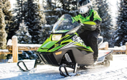 Снегоход ARCTIC CAT ZR 200 ES, фото 5 Снегоход ARCTIC CAT ZR 200 ES, фото 5