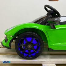 Электромобиль Lamborghini Aventador SVJ A333MP зеленый Электромобиль Lamborghini Aventador SVJ A333MP зеленый