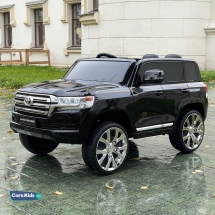 Электромобиль Toyota Land Cruiser 200 JJ2022 черный