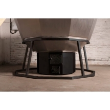 Сибирский банный чан "Илья Муромец" на подставке + печь 2250 мм опора - черный металл Сибирский банный чан "Илья Муромец" на подставке + печь 2250 мм опора - черный металл