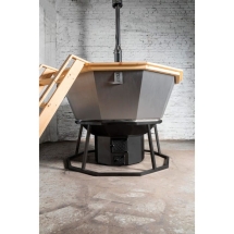 Сибирский банный чан "Илья Муромец" на подставке + печь 2250 мм опора - черный металл Сибирский банный чан "Илья Муромец" на подставке + печь 2250 мм опора - черный металл