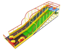 Тюбинговая горка с сухим бассейном Тюбинговая горка с сухим бассейном