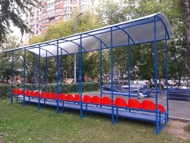 Трибуна 2-х рядная с навесом разборная на 24 места Трибуна 2-х рядная с навесом разборная на 24 места